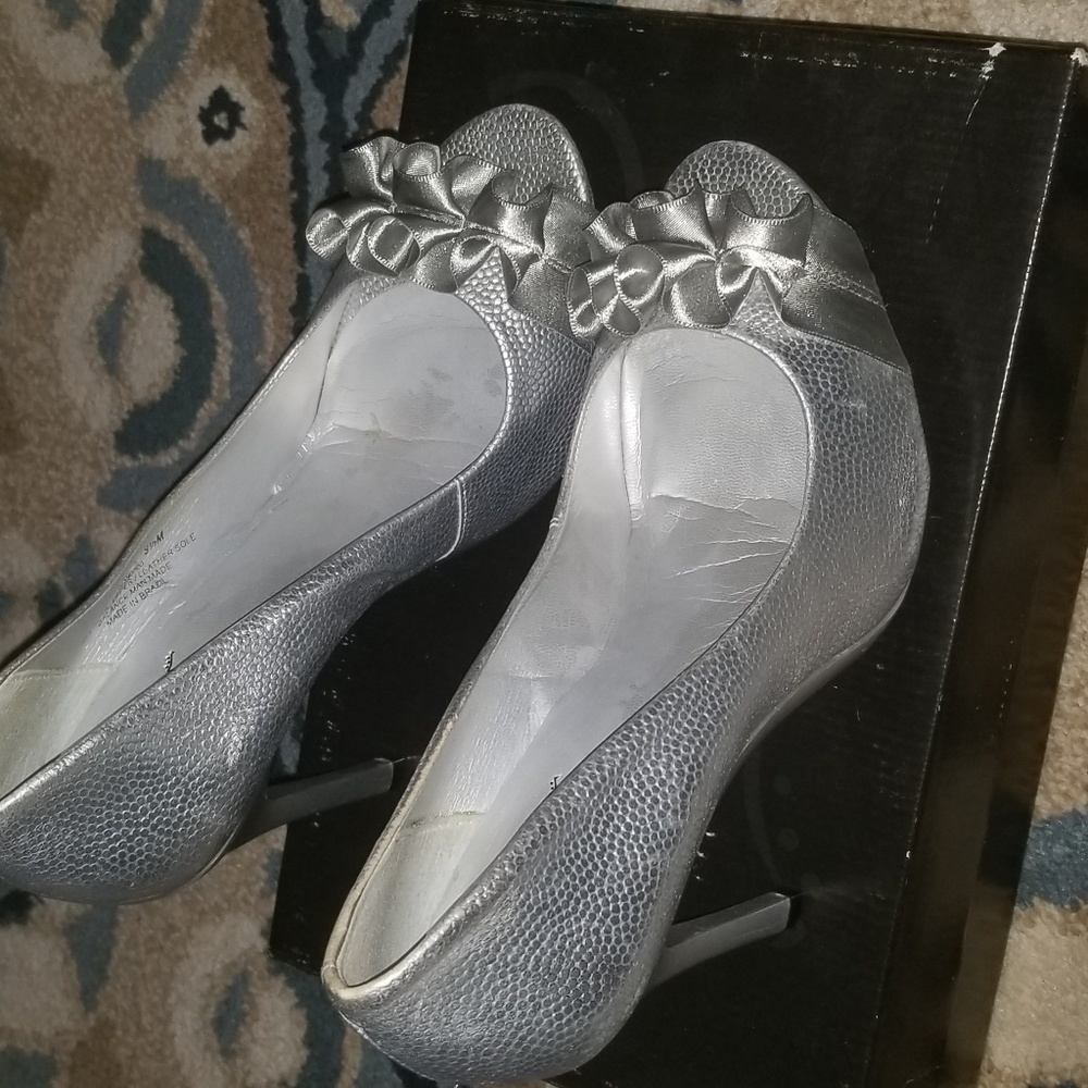 Women Silver Pumps